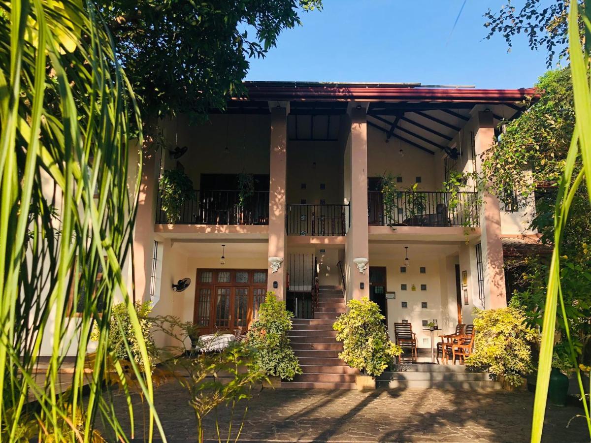 West Dene Bed and Breakfast Νεγκόμπο Εξωτερικό φωτογραφία