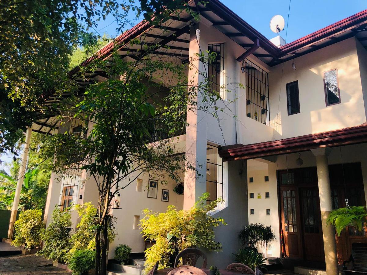 West Dene Bed and Breakfast Νεγκόμπο Εξωτερικό φωτογραφία