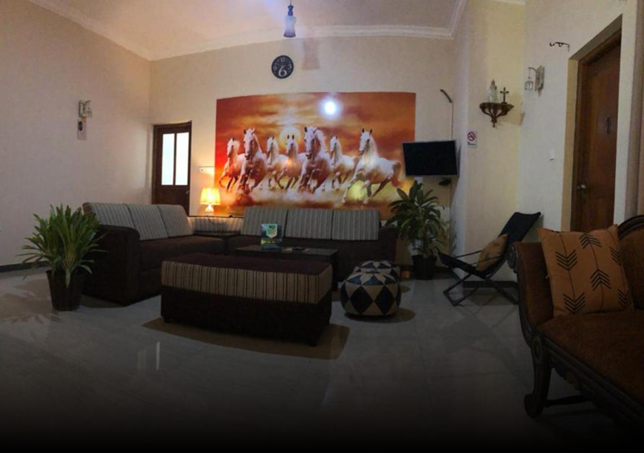 West Dene Bed and Breakfast Νεγκόμπο Εξωτερικό φωτογραφία