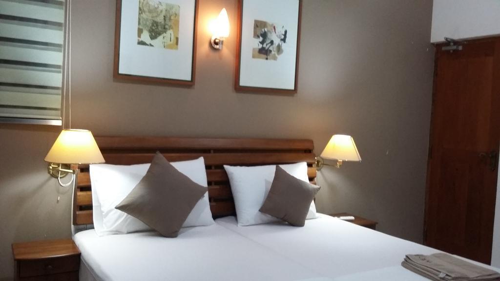 West Dene Bed and Breakfast Νεγκόμπο Εξωτερικό φωτογραφία